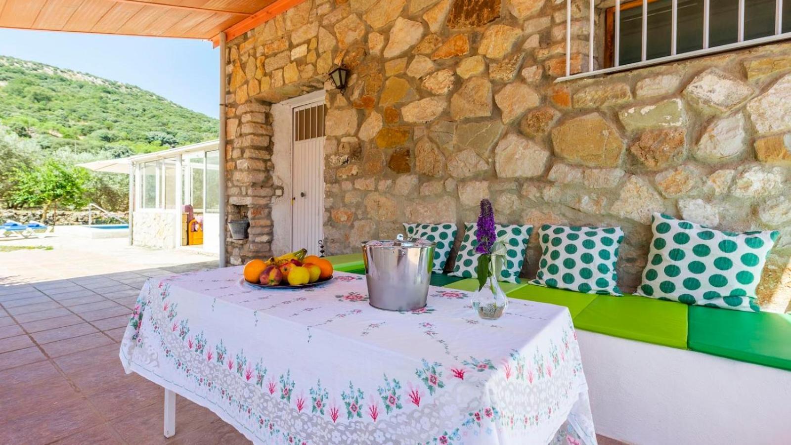 Casa Rural El Ciruelo Loco Alfarnate by Ruralidays Alfarnatejo Exterior foto